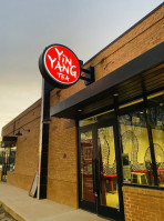 Yin Yang Tea Germantown inside