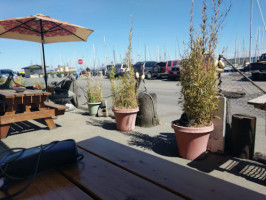 Marina Café outside