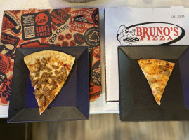 Bruno's Pizza food