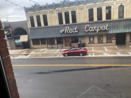 Red Carpet Nightclub outside