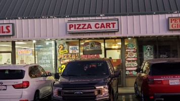 Pizza Cart outside