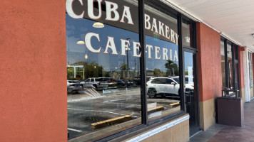 Cuba Bakery outside