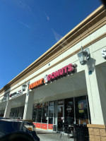 Dunkin' In Coral Spr outside