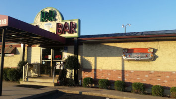 Rnr Grill N Bar Restaurant outside