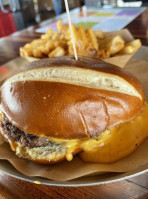 M.l.rose Craft Beer Burgers Melrose food