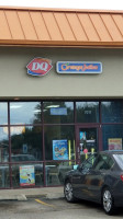 Dairy Queen (treat) outside