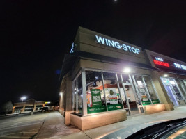 Wingstop food