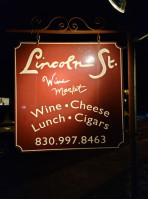 Lincoln Street Wine And Cigar food