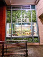 Freshii outside