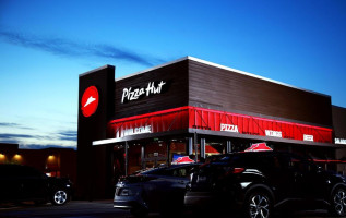 Pizza Hut food