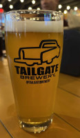 Tailgate Brewery Music Row food