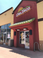 Del Taco inside