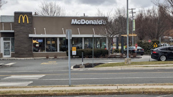 Mcdonald's outside