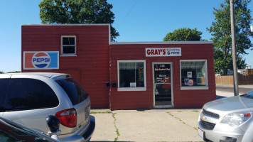 Gray's Sandwich Shop outside