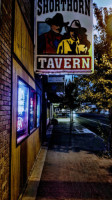 Shorthorn Tavern/new Management food