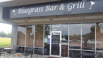 Bluegrass Grill inside