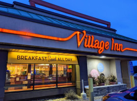 Village Inn food