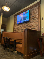 Fox's Pizza Den Restaurant Bar inside