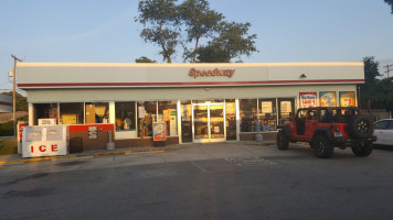 Speedway outside