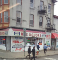 Hub Liquor Store outside