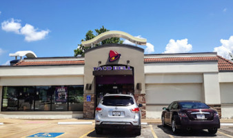 Taco Bell outside