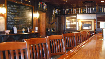 Historic Rocky Hill Inn Tavern food
