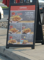 Raising Cane's Chicken Fingers food