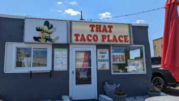 That Taco Place outside