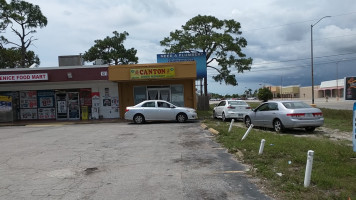 Canton Chinese outside