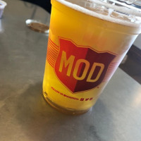 Mod Pizza food