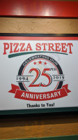 Pizza Street inside