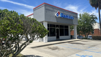 Domino's Pizza outside