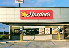 Hardee’s food