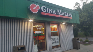 Gina Maria's Pizza food