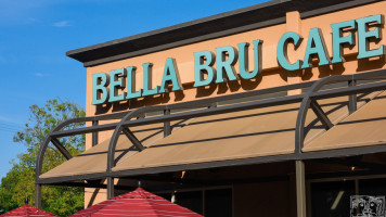Bella Bru Cafe outside