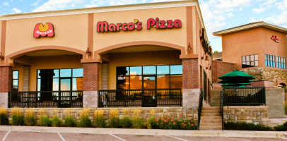 Marco's Pizza inside