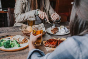 Old Chicago Pizza Taproom food