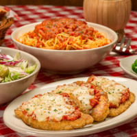 Buca Di Beppo Celebration food