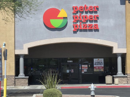 Peter Piper Pizza outside