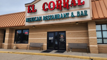 El Corral Mexican Restaurant Bar outside