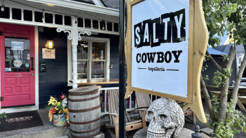 Salty Cowboy Tequileria food