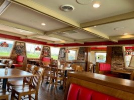 Pizza Hut inside