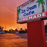 Cherry Hill Ice Cream Cafe Daytona Beach Shores inside