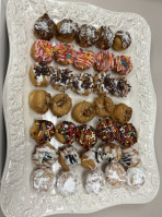 Yummy's Mini Donuts And Ice Cream food