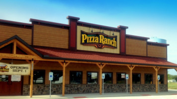 Pizza Ranch food