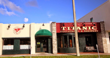 Titanic Brewery food