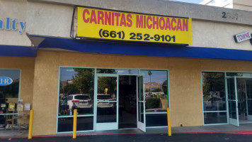 Carnitas Michoacan outside