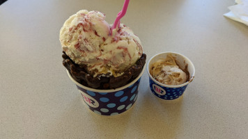 Baskin-robbins food