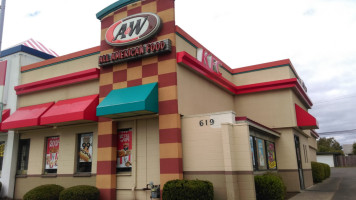 A&w outside