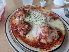 Little Italy Pizzeria food